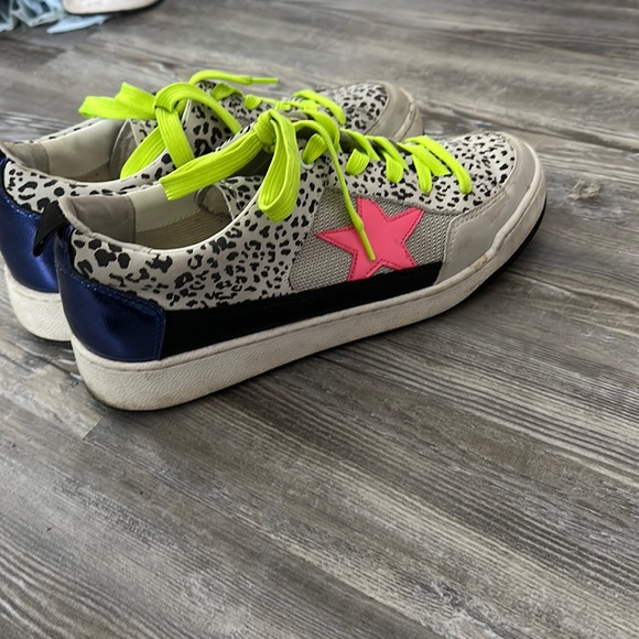 Steve Madden Shoes - steve madden fashion tennis shoes